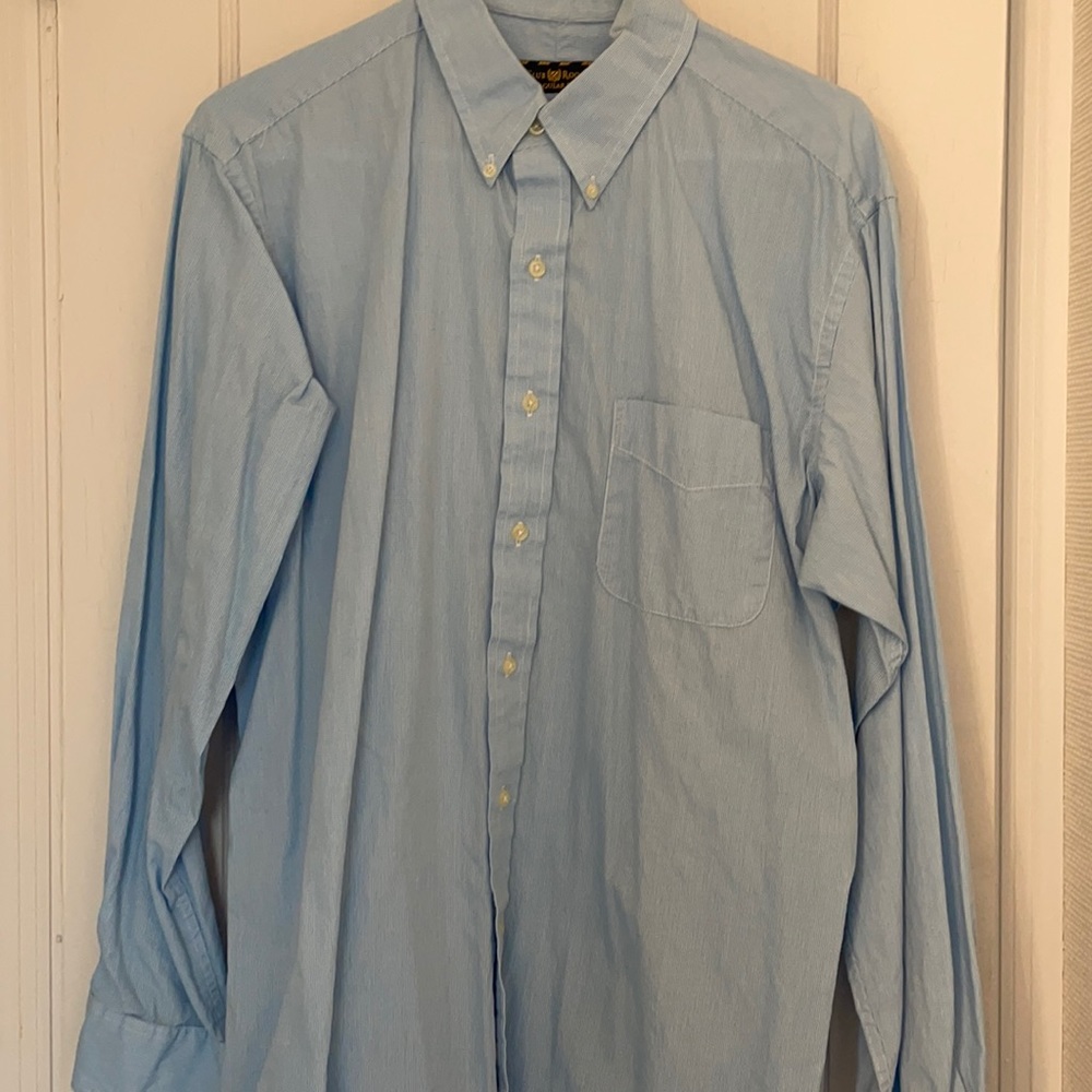 Men’s light blue button down dress shirt